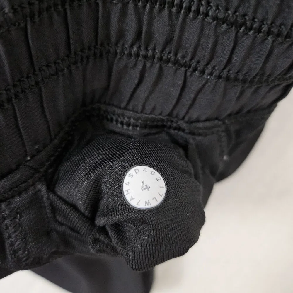 Lululemon Seek The Heat Shorts II 2.5” Black Womens 4‎ Swift Ultra Light Lined
